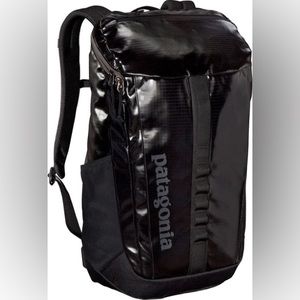 Patagonia // Black Hole Daypack 25L
